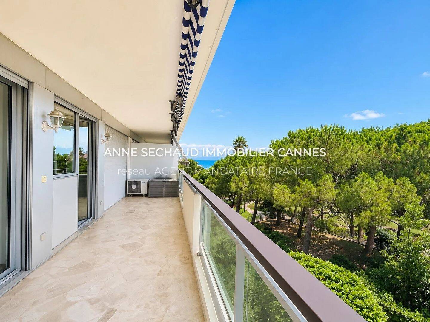 Appartement 2 pièces 54 m² · à Cannes · 53,8 m² · 365 000 €