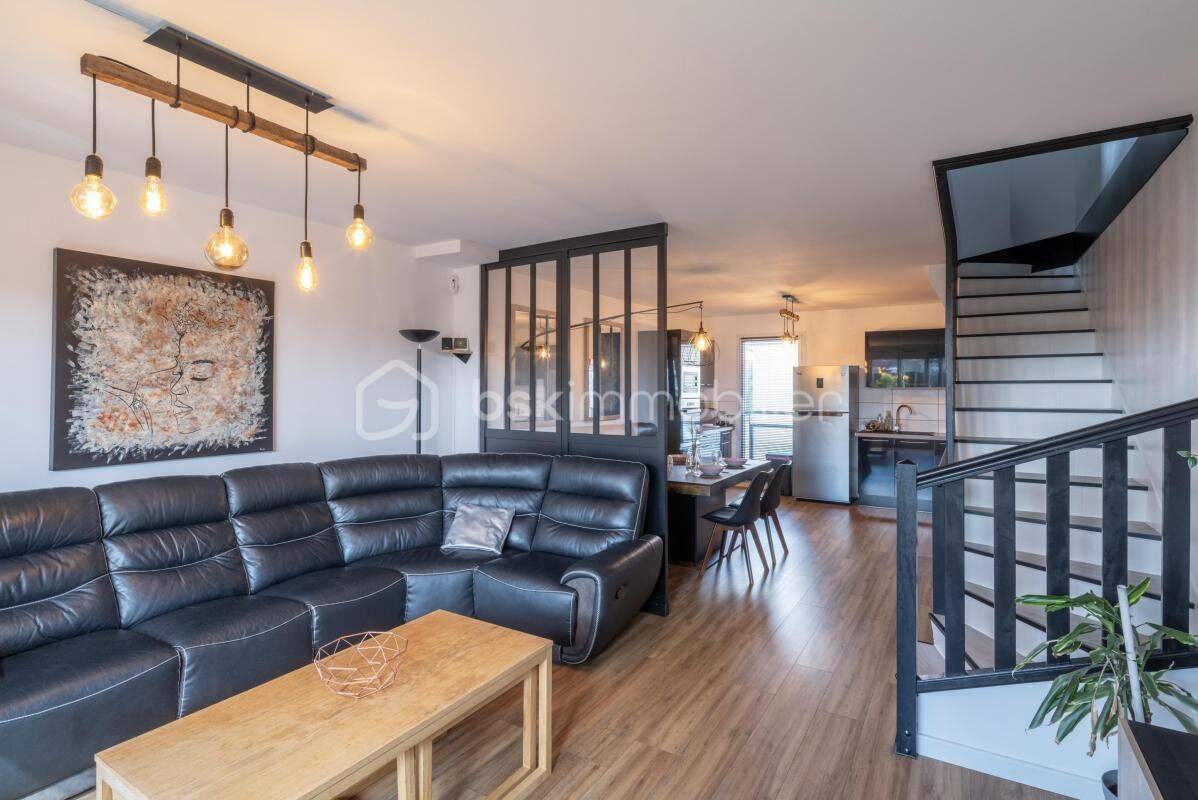 Maison 4 pièces 88 m² · à Viry-Châtillon · 87,6 m² · 239 000 €