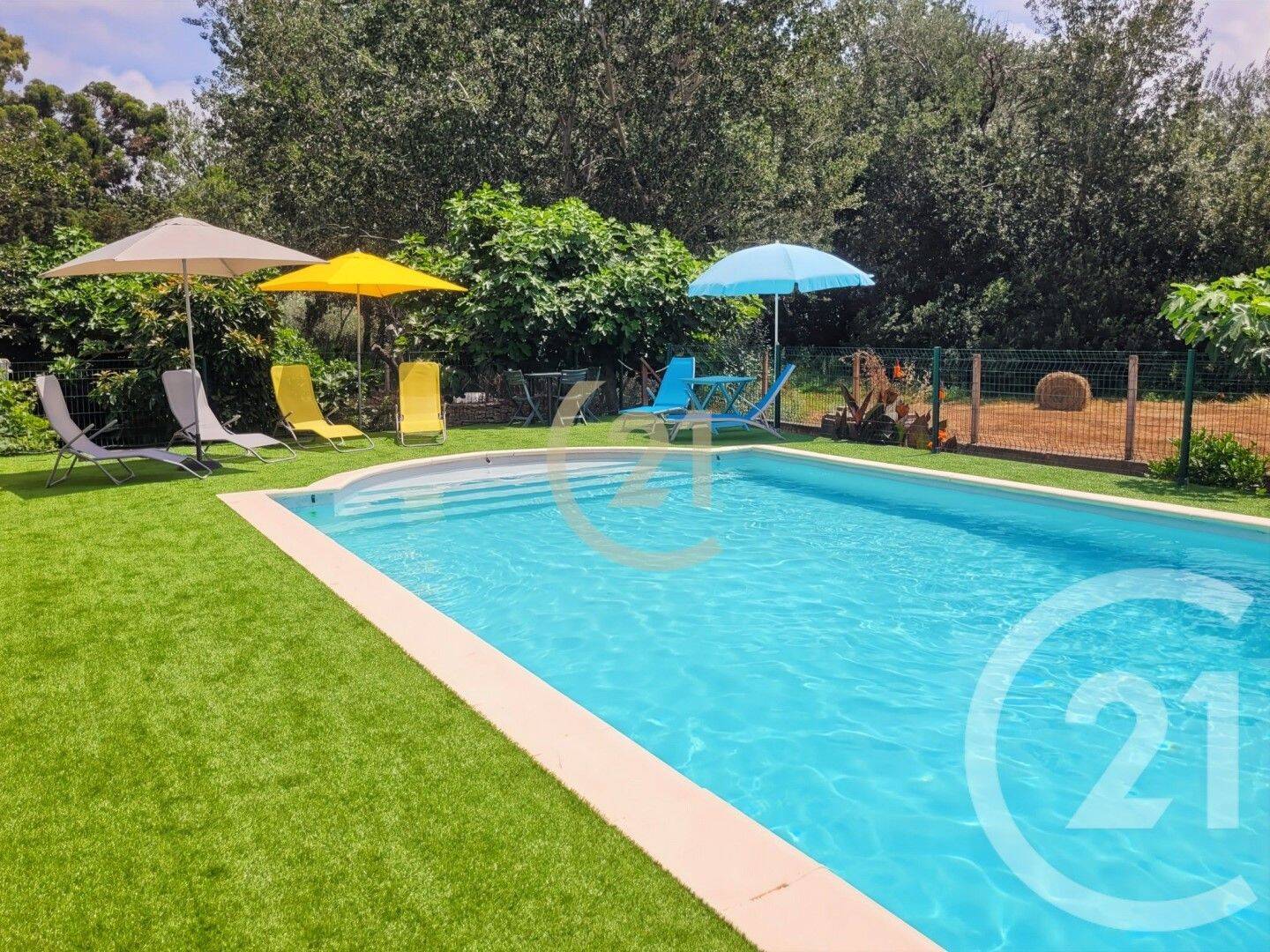 Maison 10 pièces 232 m² · à Saint-Florent · 232 m² · 895 000 €