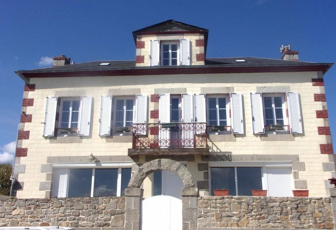 Maison 6 pièces 160 m² · à Saint-Pol-de-Léon · 160 m² · 396 000 €