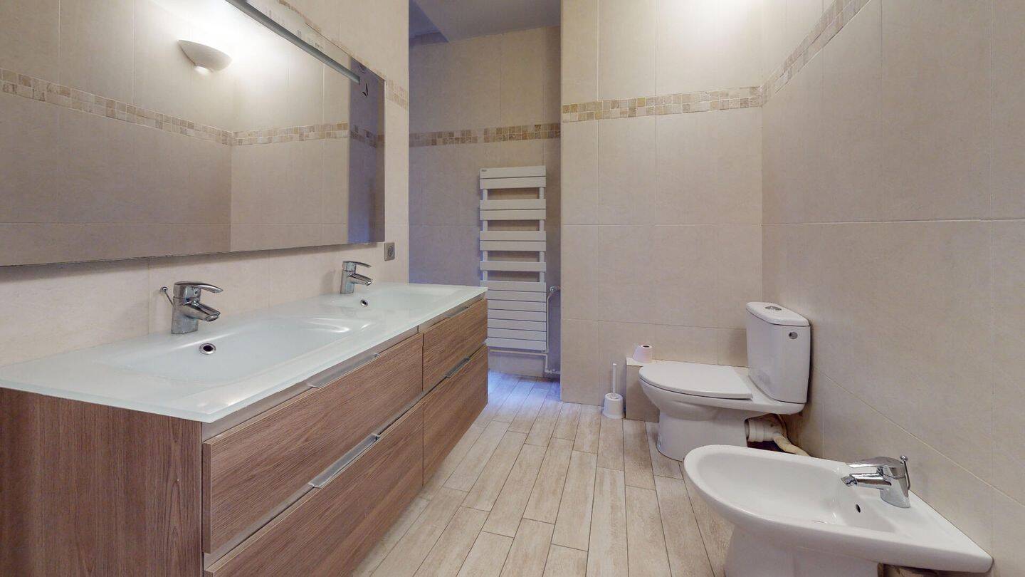 Appartement 1 pièce 38 m² · à Paris 15ème · 38 m² · 310 000 €