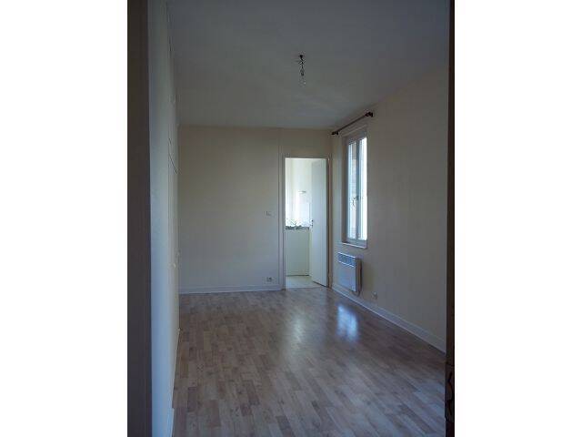 Appartement 1 pièce 25 m² · à Amiens · 24,5 m² · 460 €