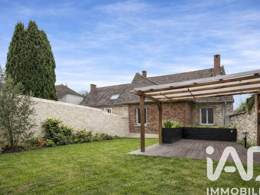 Maison à vendre 315 000 € 6 pièces 5 chambres 143 m² 203 m² de terrain Mézy-sur-Seine 78250