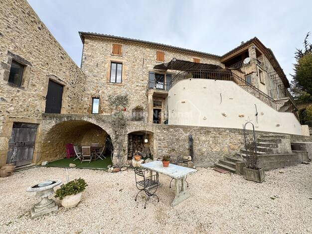 Maison à vendre 360 000 € 5 pièces 3 chambres 188 m² 820 m² de terrain Cornillon 30630