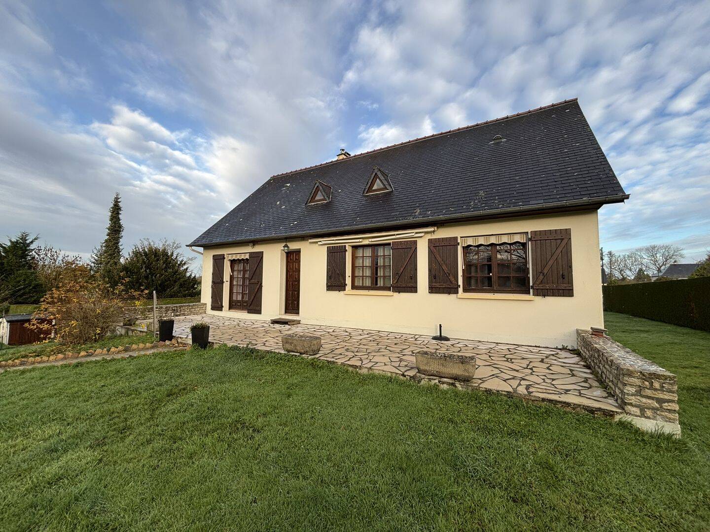 Maison 6 pièces 144 m² · à Monceaux-en-Bessin · 144 m² · 294 000 €