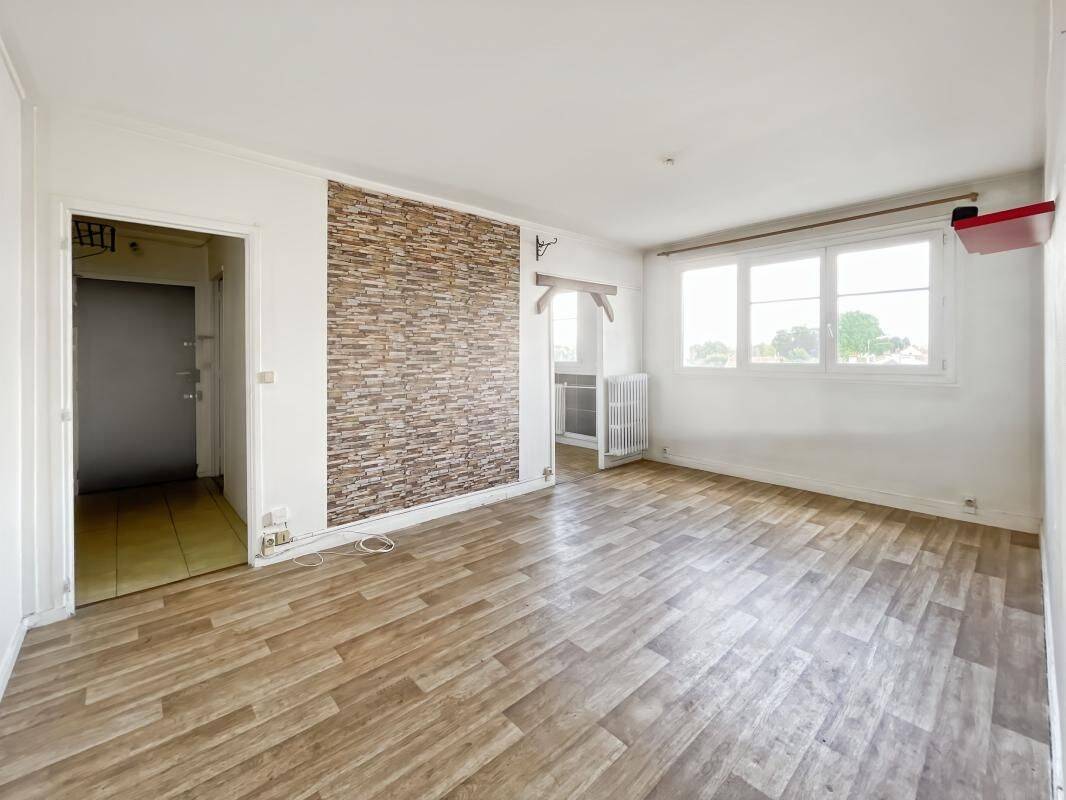 Appartement 3 pièces 54 m² · à Bondy · 54 m² · 142 000 €