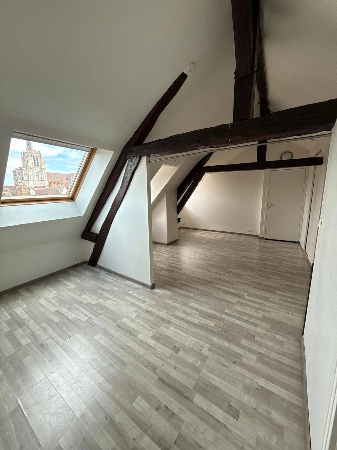 Appartement 1 pièce 26 m² · à Sens · 26 m² · 400 €