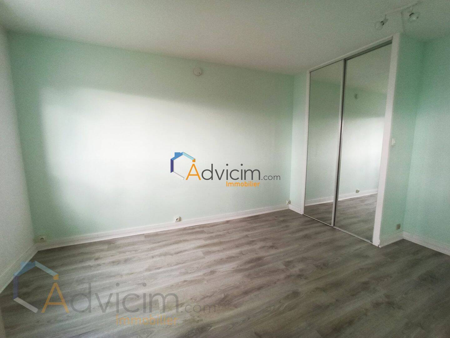 Appartement 2 pièces 43 m² · à Orléans · 43 m² · 570 €/mois