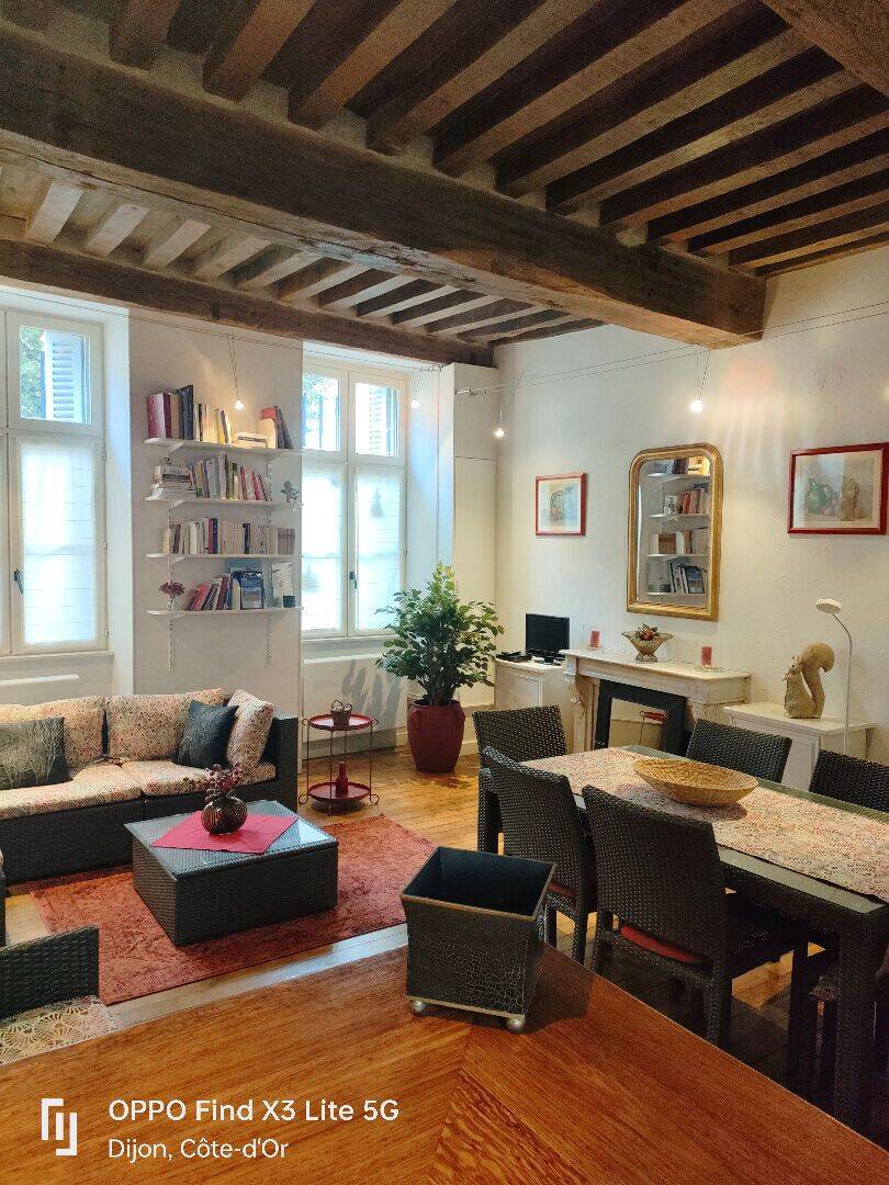Appartement 2 pièces 46 m² · à Dijon · 46 m² · 830 €