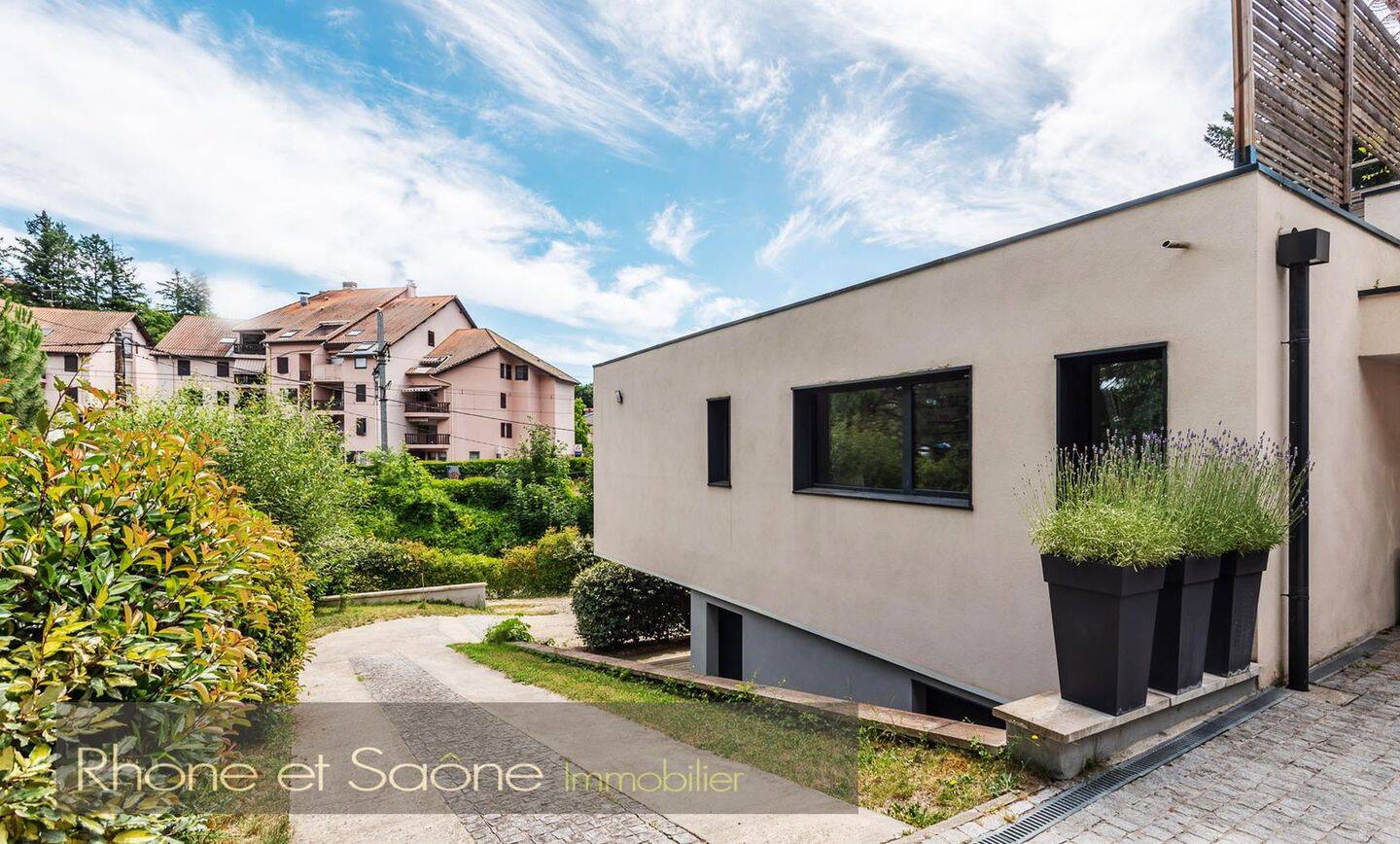 Appartement 4 pièces 110 m² · à Charbonnières-les-Bains · 110 m² · 495 000 €