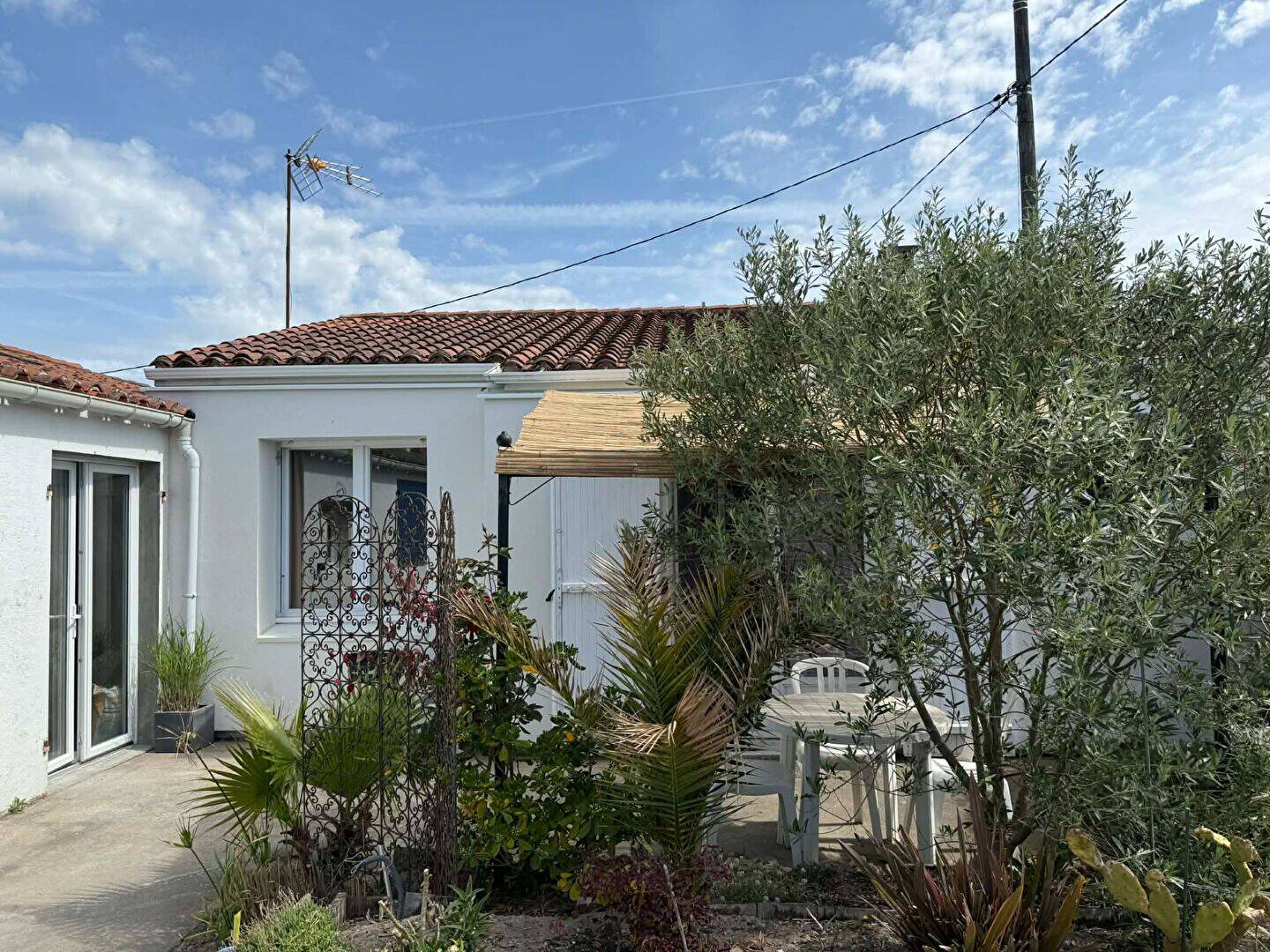 Maison 5 pièces 132 m² · à L'Aiguillon-la-Presqu'Île · 132 m² · 77 500 €