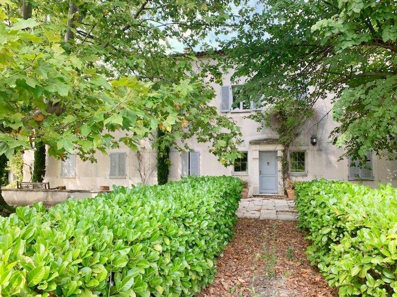 Maison 8 pièces 248 m² · à Caumont-sur-Durance · 248 m² · 795 000 €
