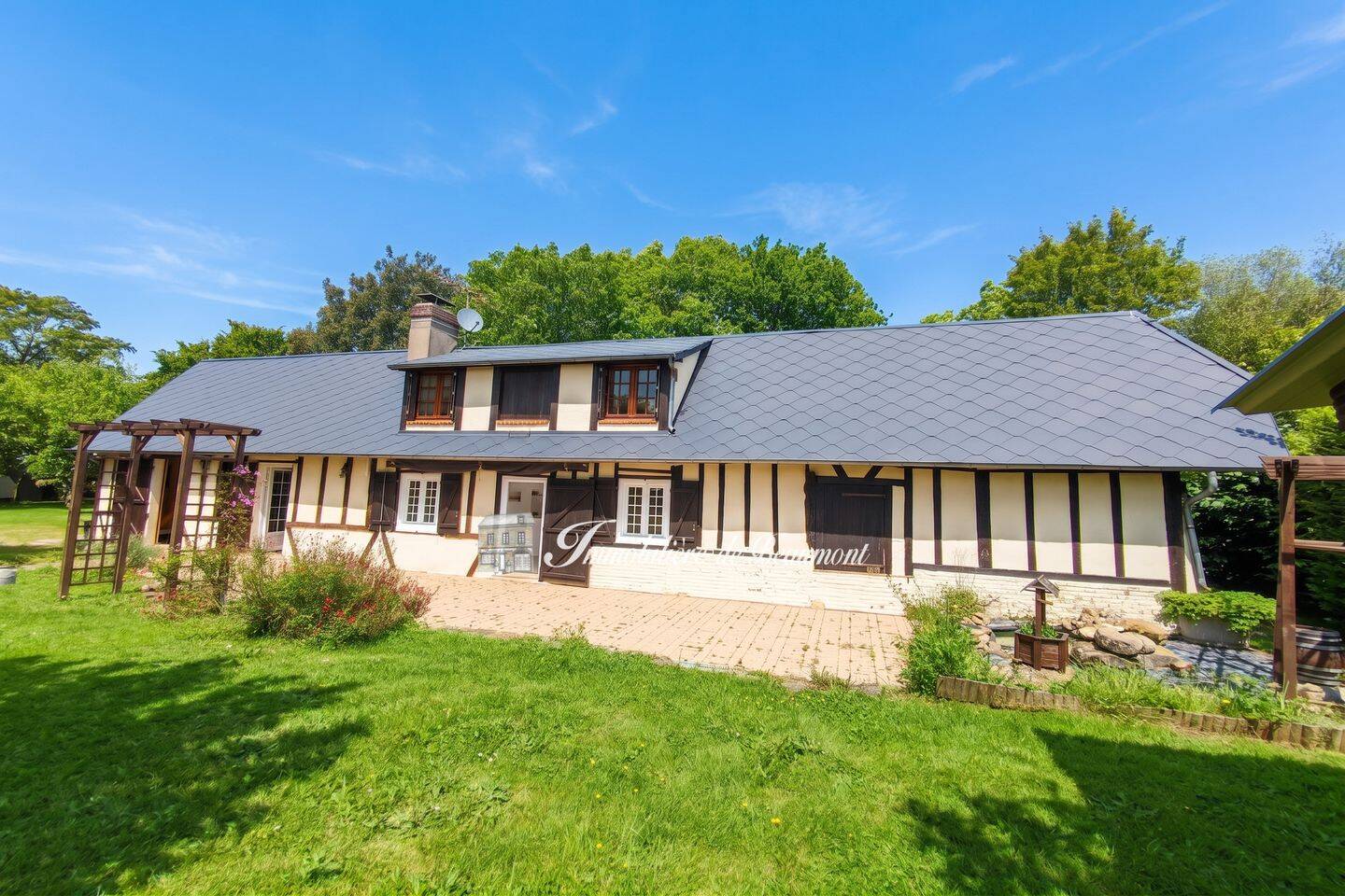 Maison 5 pièces 120 m² · à Bernay · 120 m² · 236 000 €