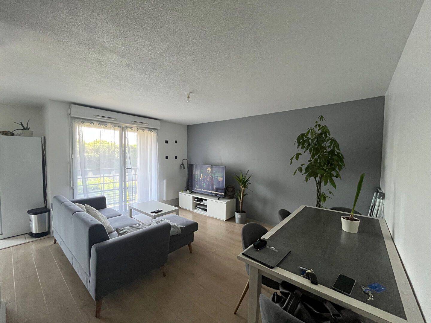 Appartement 2 pièces 45 m² · à Saint-Maximin · 45 m² · 810 €