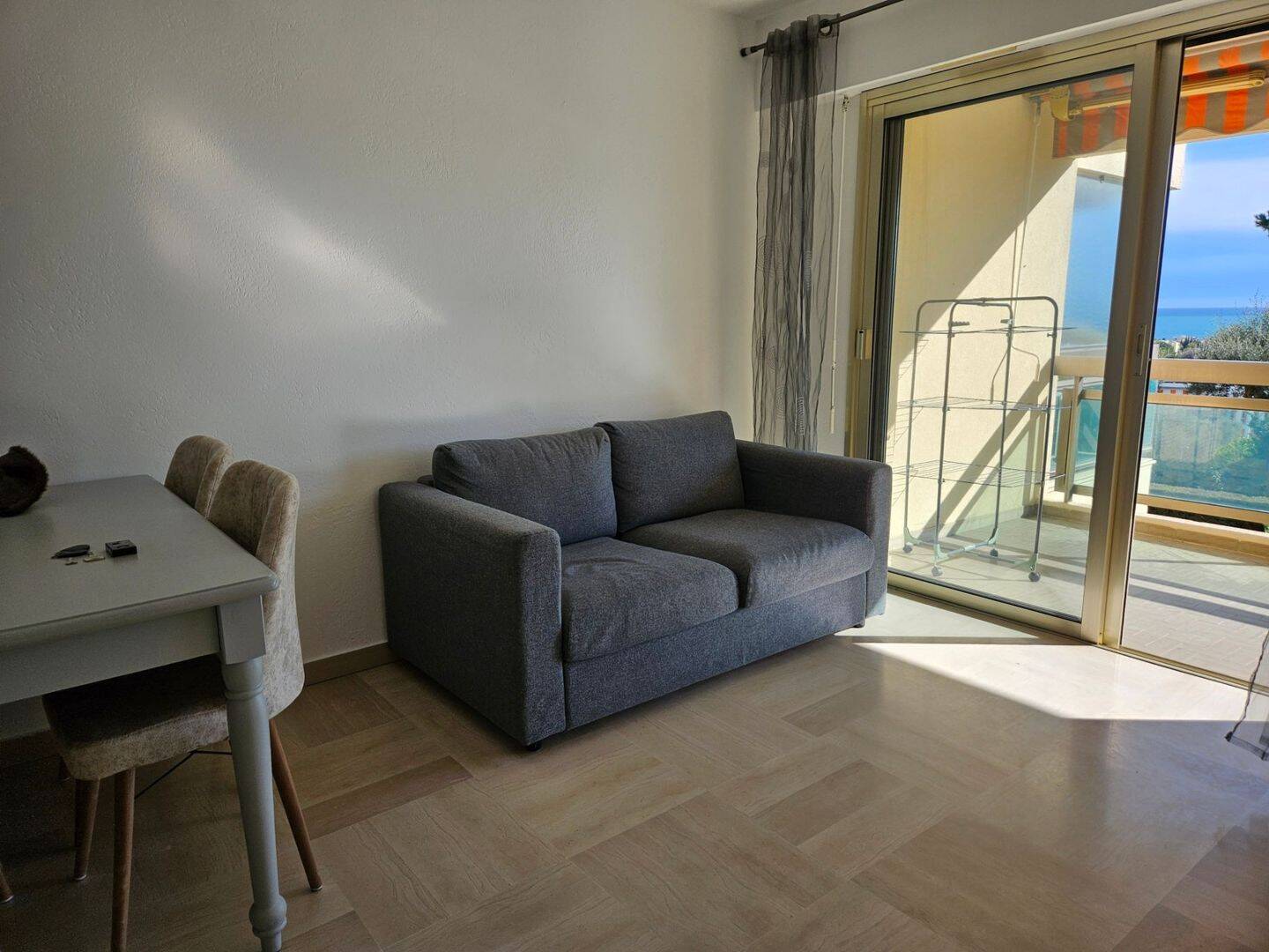 Appartement 1 pièce 30 m² · à Antibes · 30,1 m² · 840 €