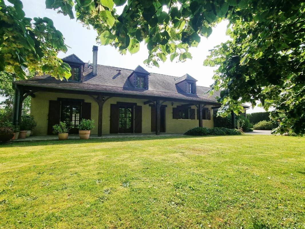 Maison 5 pièces 207 m² · à Glandon · 207 m² · 299 000 €