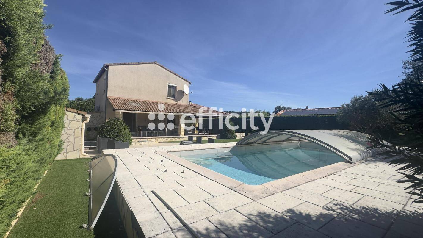 Maison 4 pièces 95 m² · à Bagnols-sur-Cèze · 95 m² · 250 000 €