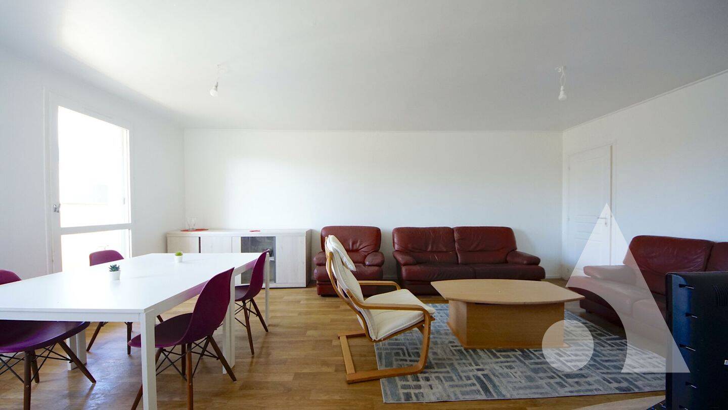 Appartement 6 pièces 104 m² · à Évry-Courcouronnes · 103,7 m² · 1 970 €