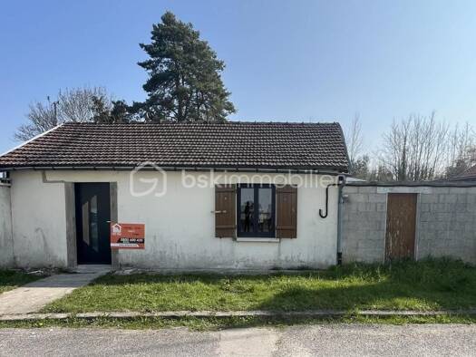 Maison de ville à vendre 53 000 € 3 pièces 1 chambre 50 m² Montdidier 80500