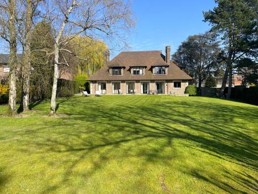 Maison à vendre 1 890 000 € 6 pièces 5 chambres 250 m² 2 100 m² de terrain Bourg Lambersart 59130