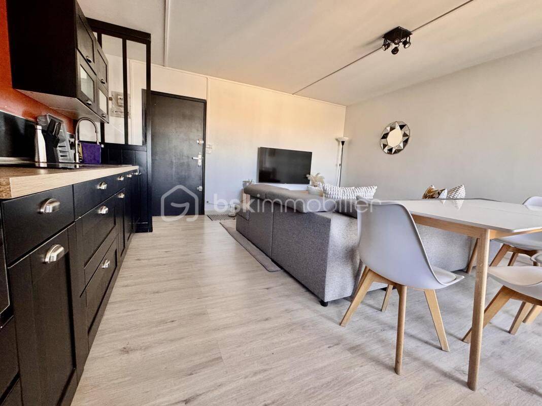 Appartement 2 pièces 47 m² · à Compiègne · 46,7 m² · 100 000 €