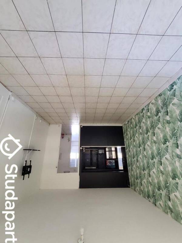 Appartement 5 pièces 80 m² · à Saint-Étienne · 80 m² · 700 €