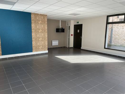 Local commercial à louer 510 € 56 m² de surface de vente Coligny 01270