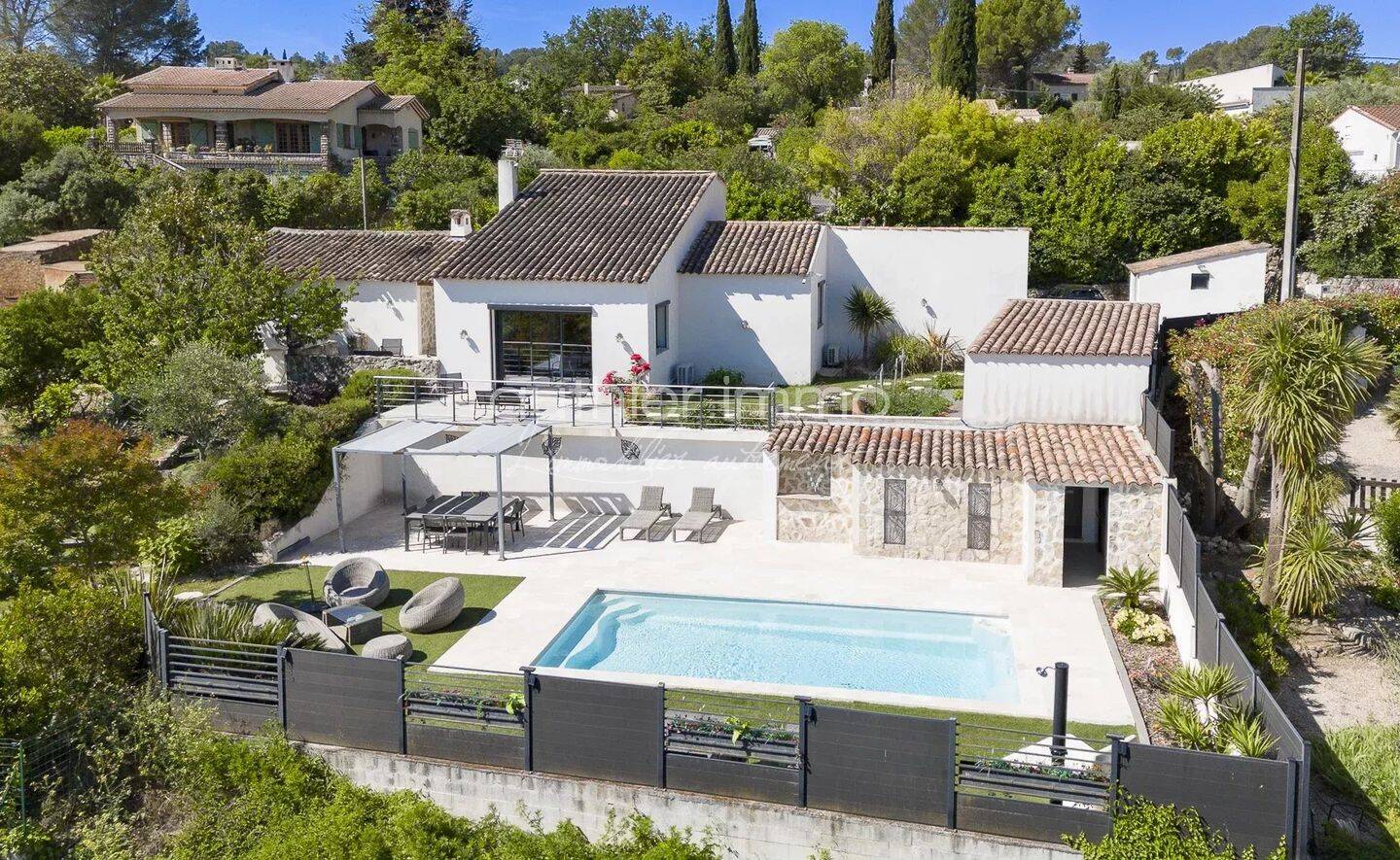 Maison 5 pièces 150 m² · à Peymeinade · 150 m² · 739 000 €