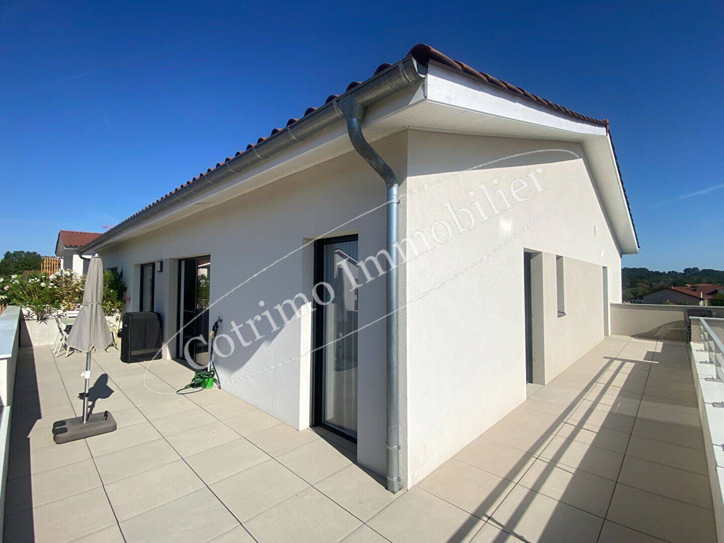 Appartement 4 pièces 80 m² · à Genas · 80 m² · 1 800 €