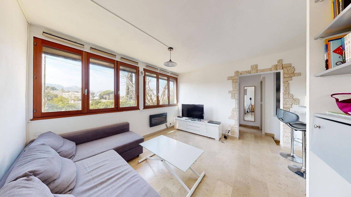 Appartement 2 pièces 48 m² · à Marseille 9ème Arrondissement · 48 m² · 856 €