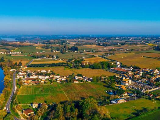 Maison à louer 1 050 € 5 pièces 3 chambres 95 m² Fronsac 33126