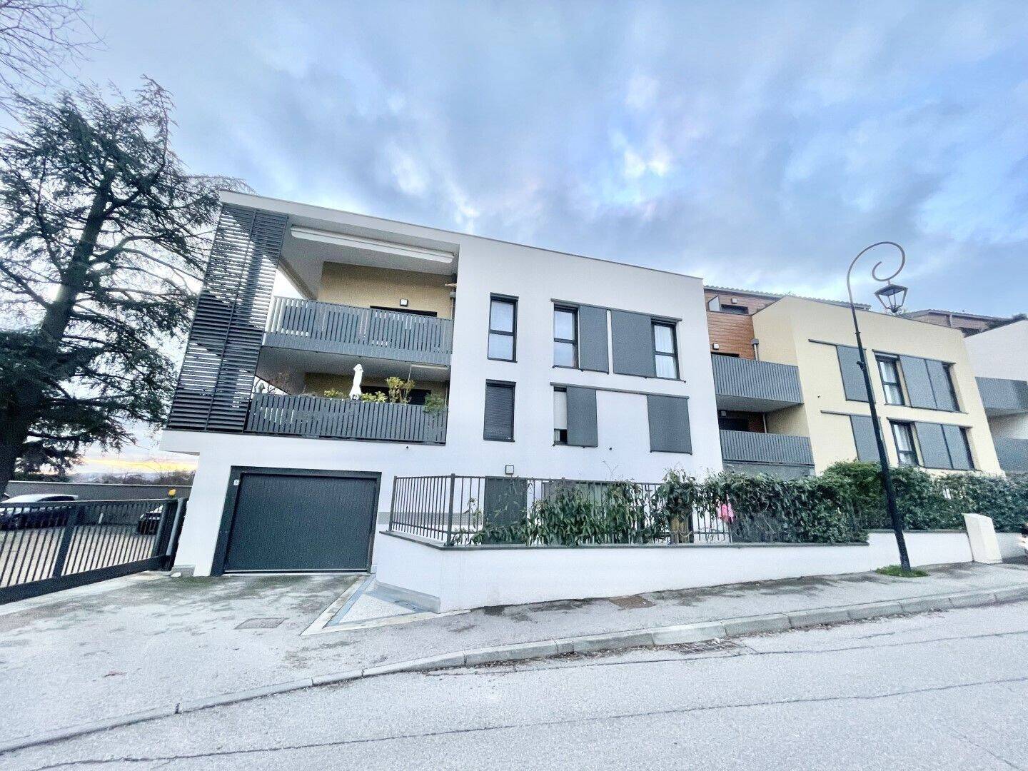 Appartement 2 pièces 45 m² · à Chaponost · 45 m² · 860 €/mois
