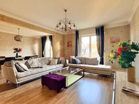 Appartement à vendre 367 500 € 3 pièces 2 chambres 93 m² 2ème étage Ville Sud Fontainebleau 77300