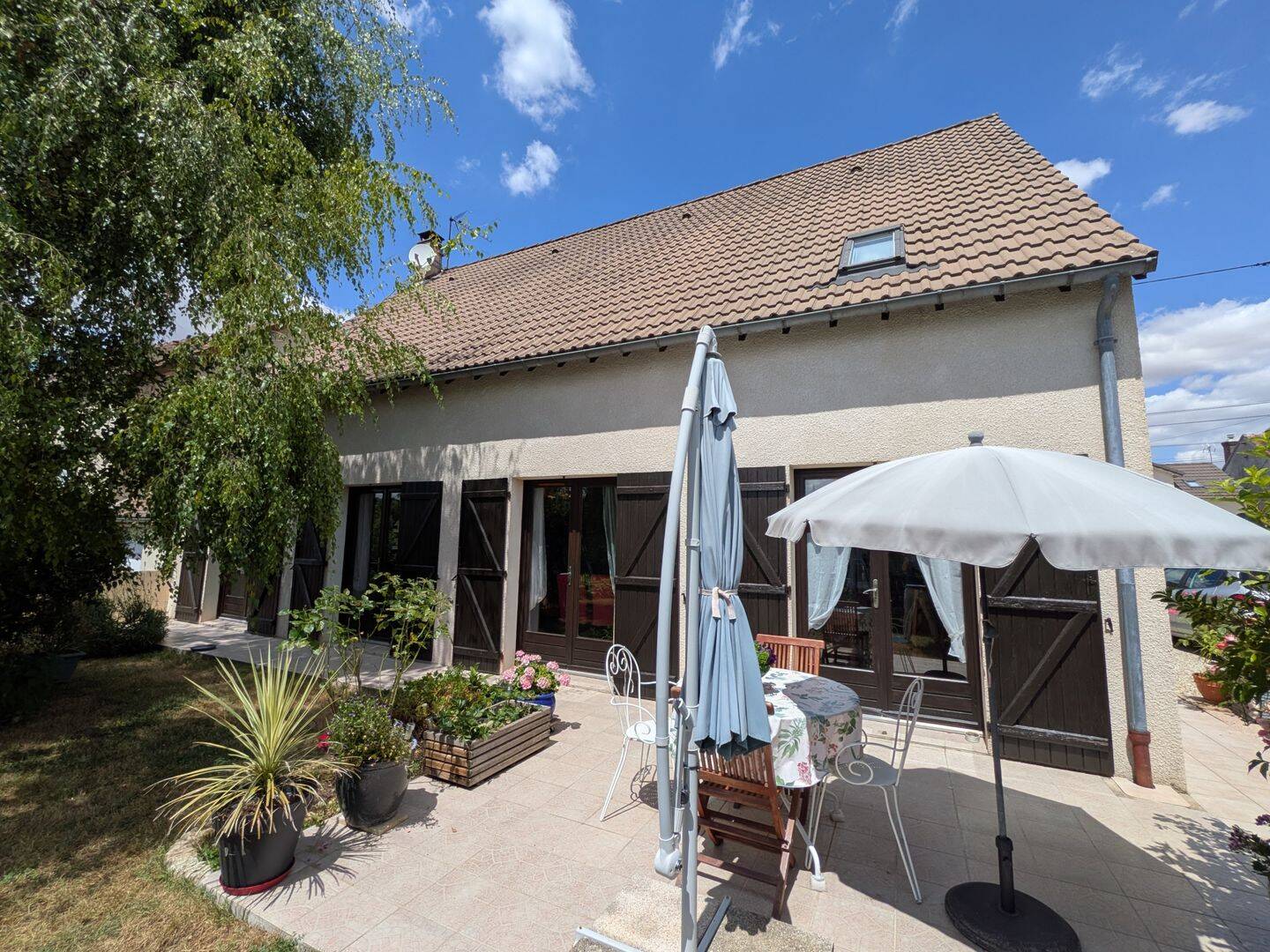 Maison 7 pièces 174 m² · à Sens · 174 m² · 300 000 €