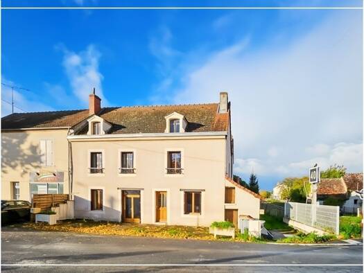 Immeuble à vendre 99 000 € 180 m² Huriel 03380