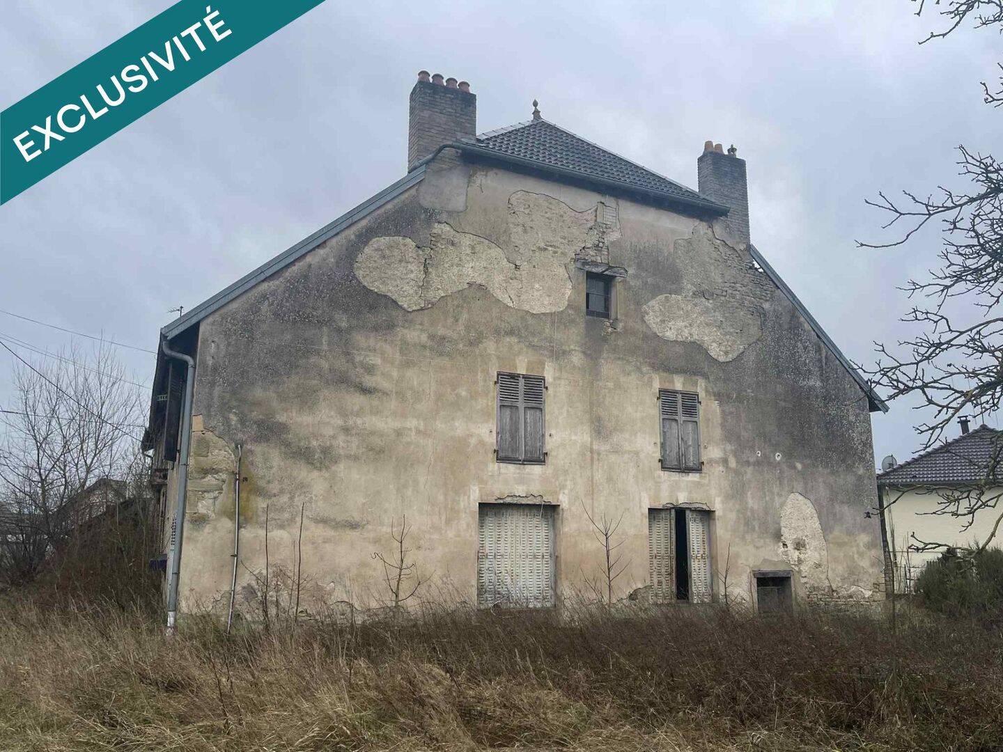 Maison 15 pièces 400 m² · à Jussey · 400 m² · 50 000 €