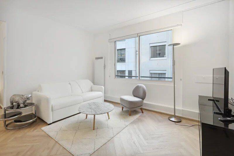 Appartement 2 pièces 40 m² · à Paris 8ème Arrondissement · 40 m² · 2 535 €/mois