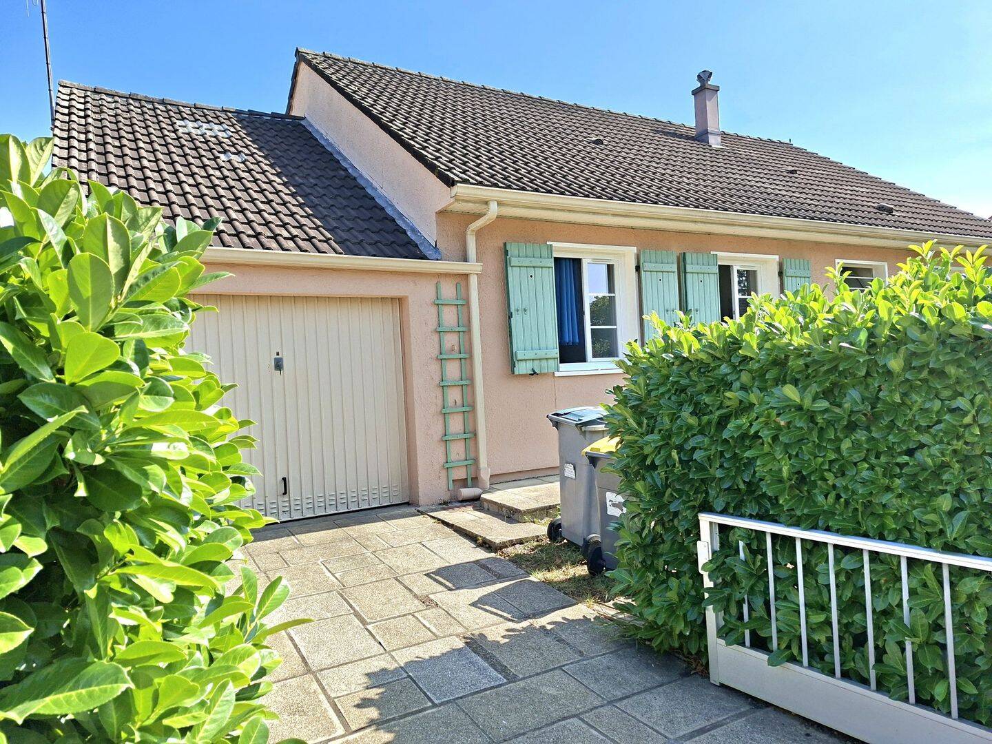 Maison 5 pièces 83 m² · à Tours · 82,7 m² · 1 060 €