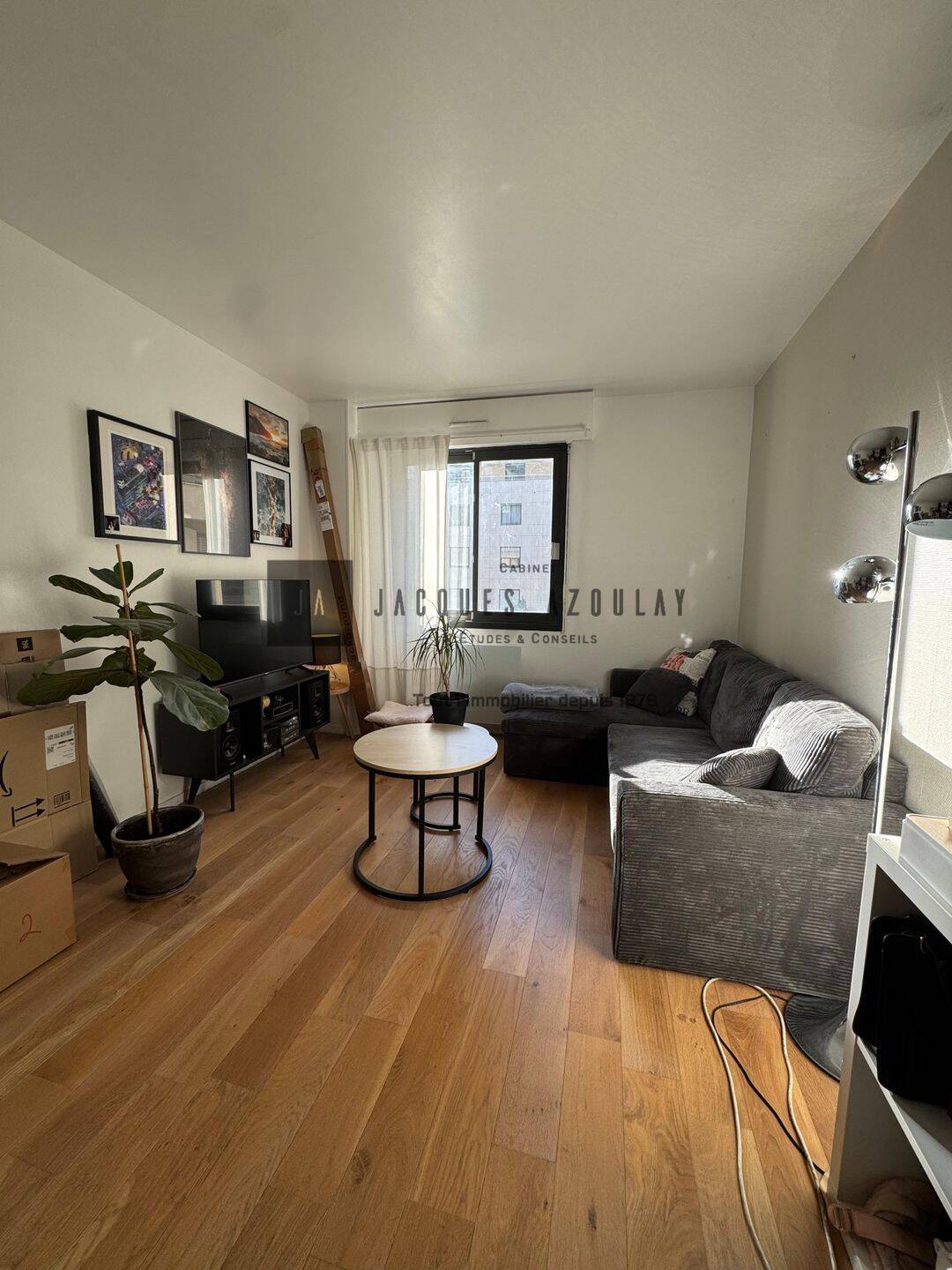 Appartement 2 pièces 49 m² · à Paris 19ème Arrondissement · 49 m² · 345 000 €