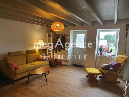 Maison à vendre 165 000 € 5 pièces 2 chambres 80 m² 4 030 m² de terrain Chantonnay 85110