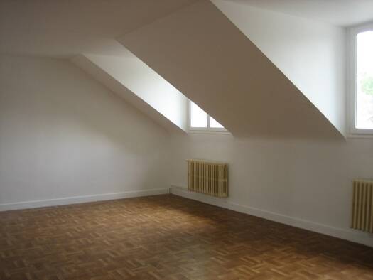 Appartement à vendre 290 000 € 4 pièces 3 chambres 82 m² Étage 2/2 L'Étang-la-Ville 78620