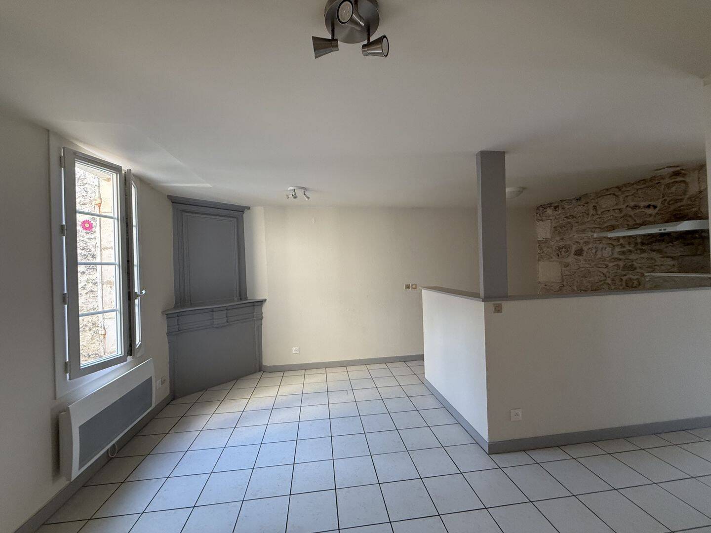 Appartement 3 pièces 58 m² · à Saintes · 58 m² · 117 700 €