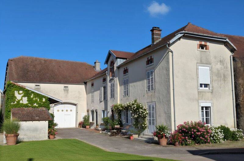Maison 4 pièces 126 m² · à Genevrières · 126 m² · 110 000 €