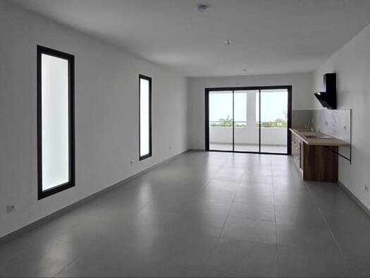 Appartement à louer 1 085 € 3 pièces 2 chambres 70 m² 2 étages Le Tampon 97430