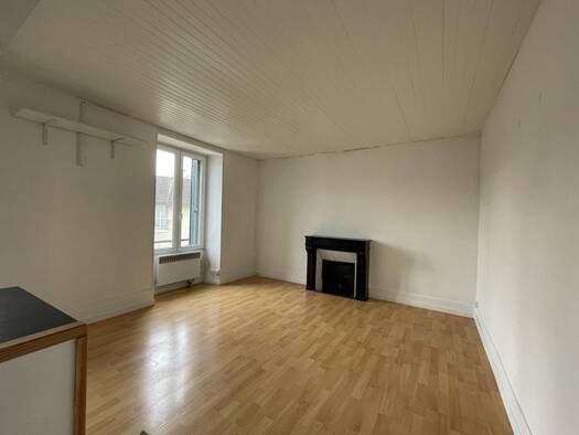 Duplex à vendre 103 000 € 2 pièces 1 chambre 35,2 m² RDC/1 Mours 95260