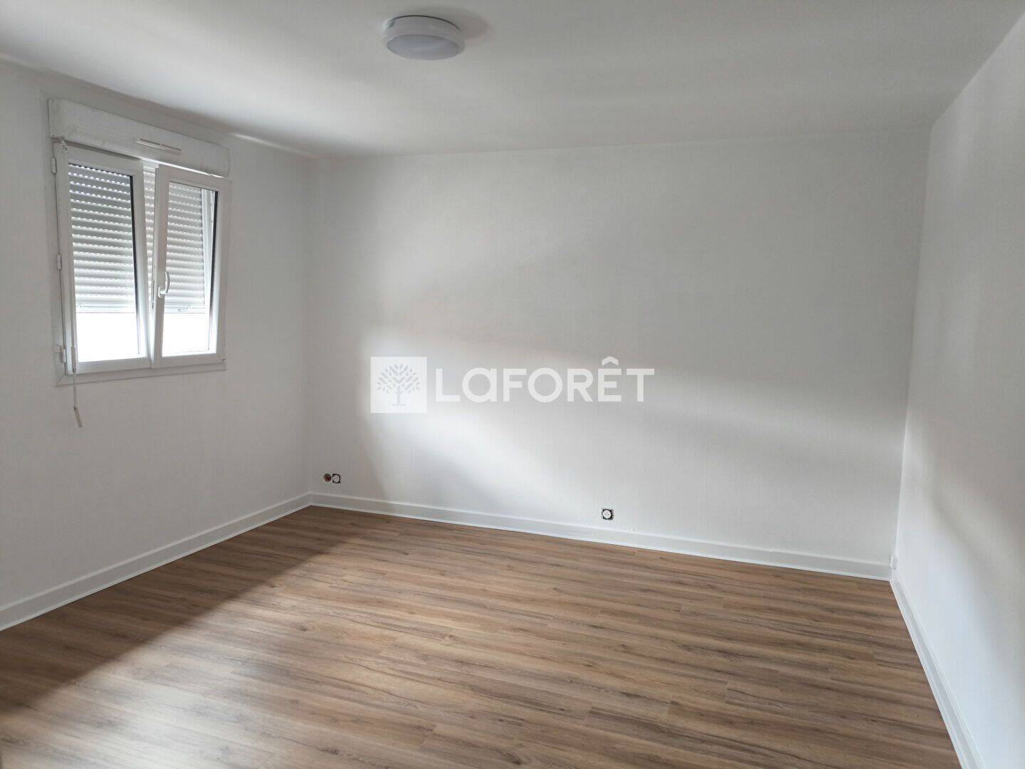 Appartement 1 pièce 33 m² · à Hesdin-la-Forêt · 32,7 m² · 342 €/mois