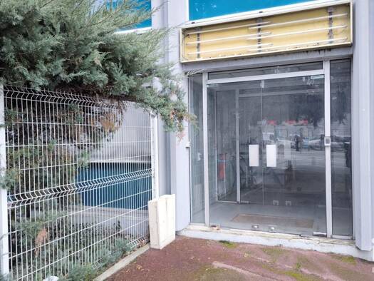 Local commercial à vendre 165 000 € 115 m² de surface de vente Gournay-Jaurès-Gare Creil 60100