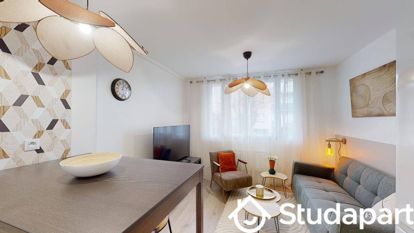 1 pièce 9 m² · à Toulouse · 9 m² · 513 €