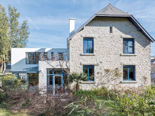 Maison à vendre 449 350 € 7 pièces 4 chambres 133 m² 870 m² de terrain Pont-Aven 29930