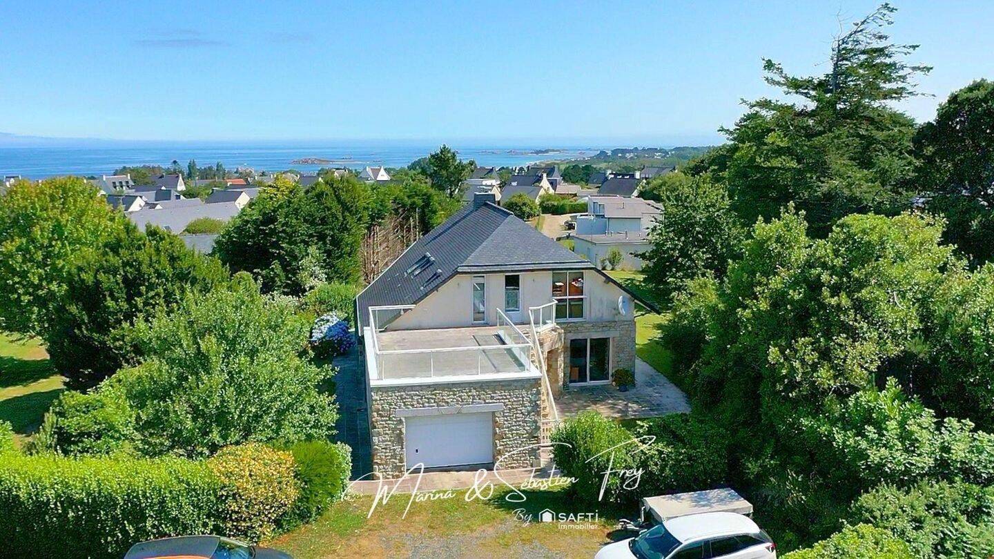 Maison 6 pièces 180 m² · à Trévou-Tréguignec · 180 m² · 624 000 €